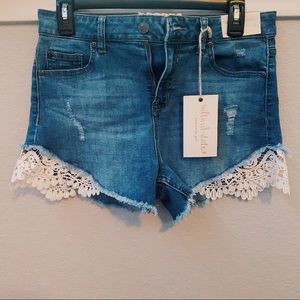 altar’d state jean shorts!